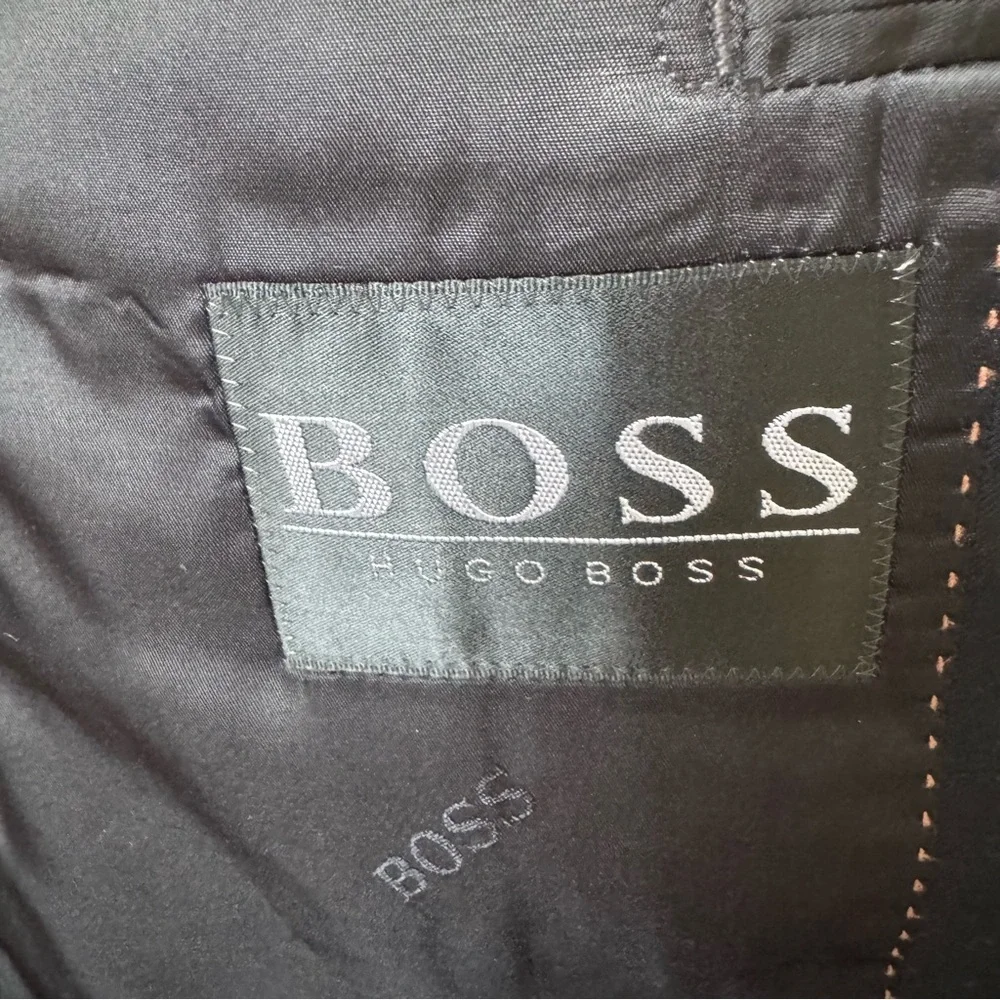 HUGO BOSS Wool Blend Black Blazer